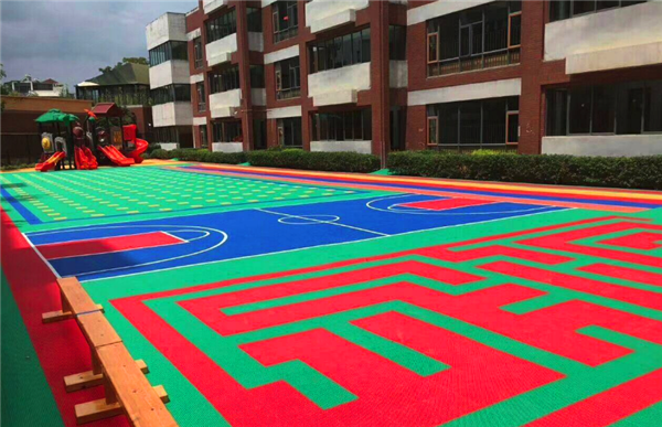 ?幼兒園為什么要選擇仲達(dá)塑膠懸浮地板？
