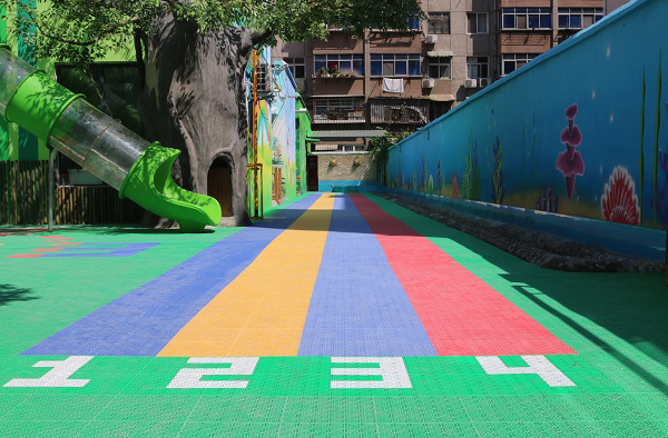 幼兒園懸浮地板上面可以停車行車嗎？