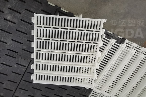 豬場(chǎng)養(yǎng)殖專(zhuān)用漏縫板材質(zhì)分析！
